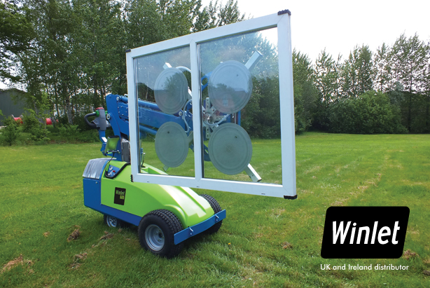 Hird takes latest Winlet glazing robot to LiftEx 2013