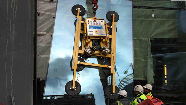 Hird delivers super-heavy lift solution for Nova Victoria