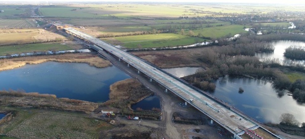 A14 longest bridge-valla-20e-trx-pick-and-carry-crane