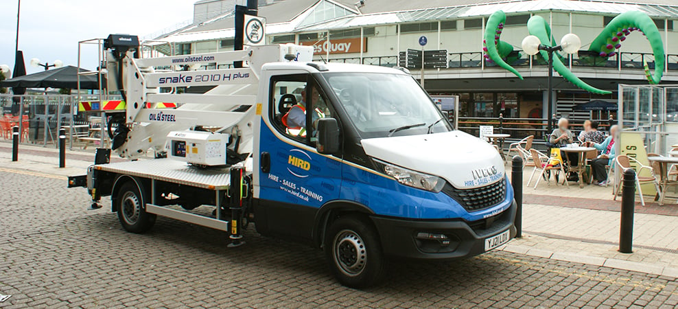 snake 2010h plus van mount can be driven on a standard driving license