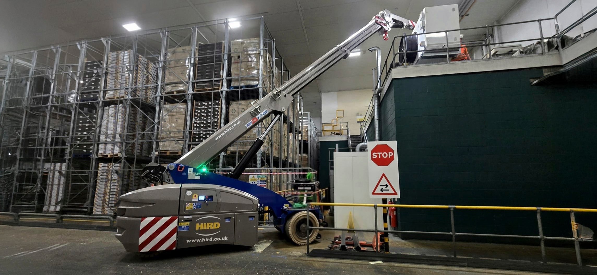 Hird client can chill – machine move is no sweat for extending crane