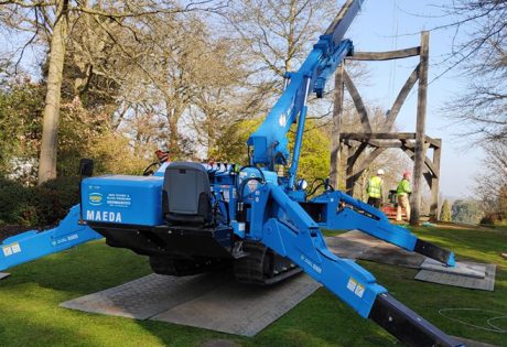Spider crane lifts give garden visitors a summer sculpture treat