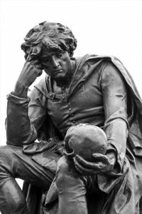 Shakespeare statue 200x300