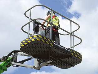 niftylift-hr21-AWD-hybrid-SiOPS® safety system-product_of_the_month
