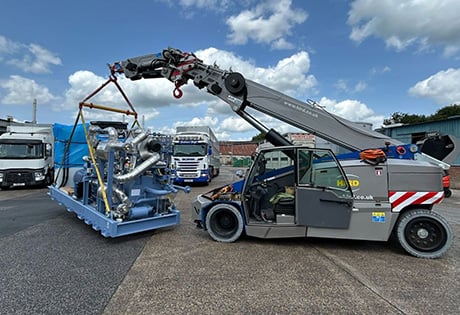 Hird machinery moving team stays cool despite lift challenge