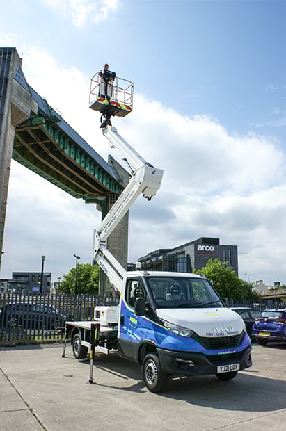 Product of the Month – Oil&Steel Snake 2010H truck mounted platform